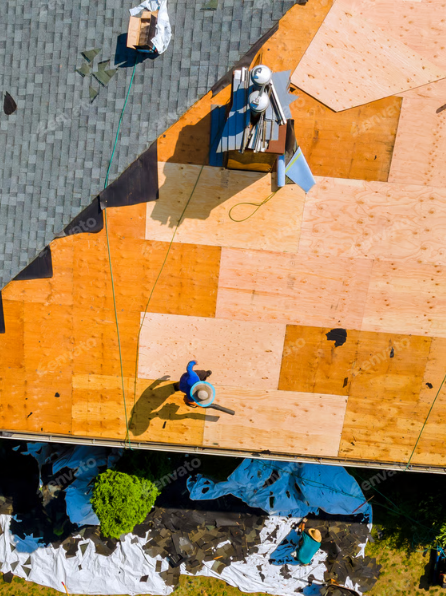 Roofer in Livingston IL