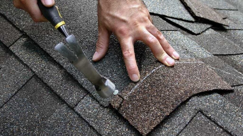 Emergency Roof Repair Service in Alton Illinois